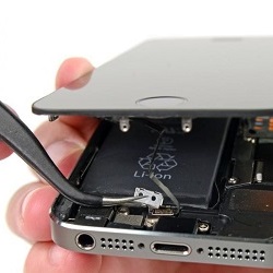 Теперь телефон от Apple в России можно отремонтировать абсолютно официально